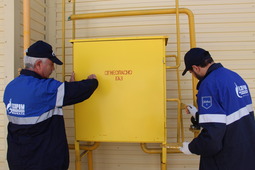 Специалисты АО «Газпром газораспределение Махачкала» проводят техническое обслуживание на более 300 газорегуляторных пунктах шкафного типа