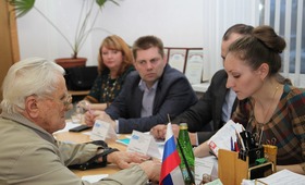 Специалисты центрального аппарата ООО «Газпром межрегионгаз Саратов» провели встречи с абонентами Энгельсского и Ровенского района