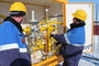 Сотрудники «Газпром газораспределение Саратовская область» выполняют проверку ГРПШ