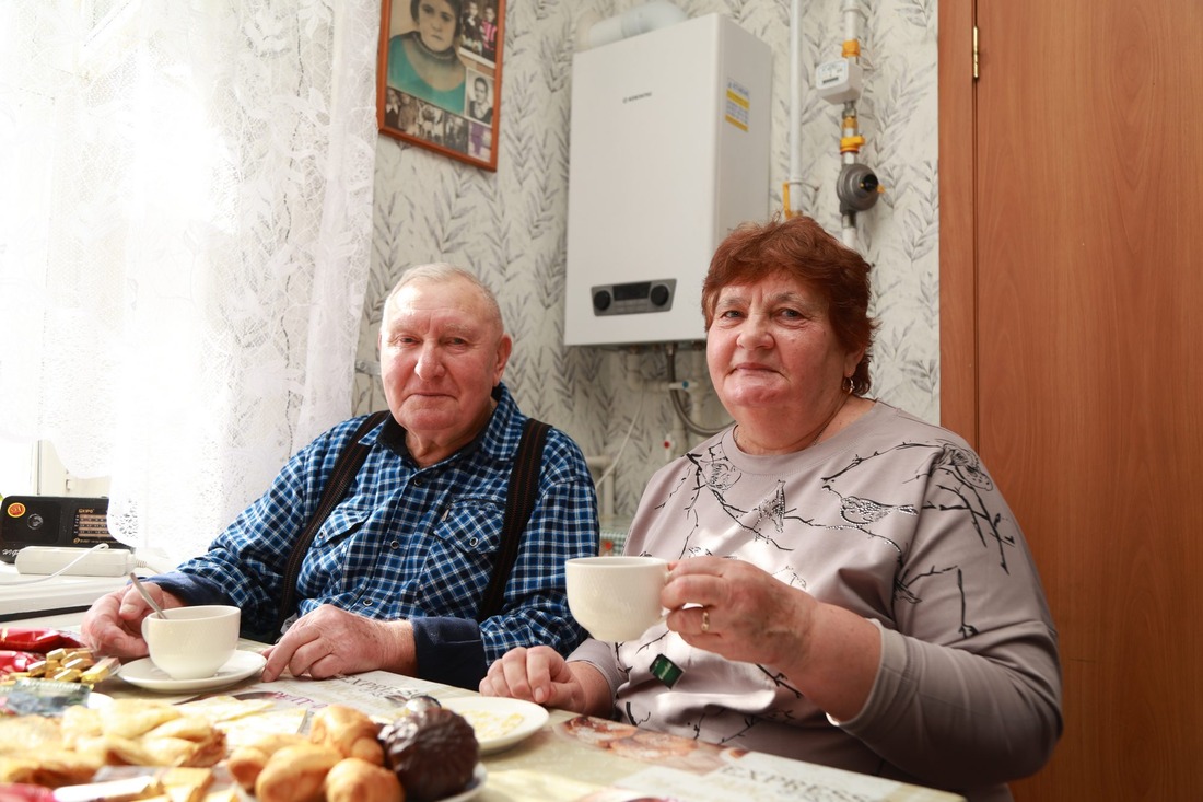 Семья Васильевых — счастливые новые абоненты