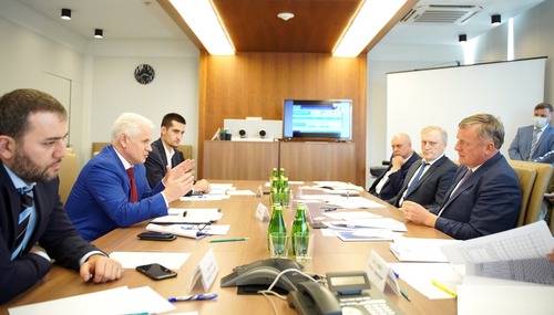 Генеральный директор ООО «Газпром межрегионгаз» и Председатель Правительства Чеченской Республики обсудили вопросы развития газификации Республики