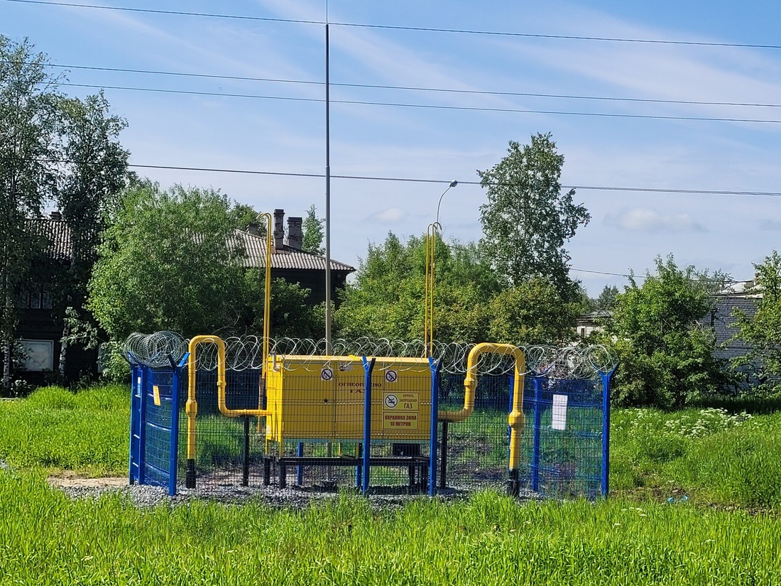 Для надежного и бесперебойного газоснабжения специалисты «Газпром газораспределение Архангельск» установили пункт редуцирования газа