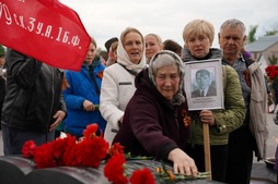 Возложение цветов в д. Висловка