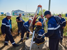 Специалисты АО «Газпром газораспределение Курган» отрабатывают навыки оказания помощи пострадавшим при ликвидации аварийной ситуации