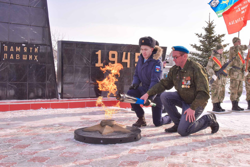 Зажжение Вечного огня в селе Калинино, Кировская область