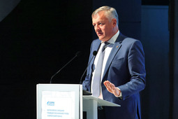 Сергей Густов на совещании